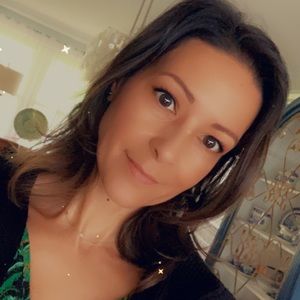 Meet your Posher, Melissa